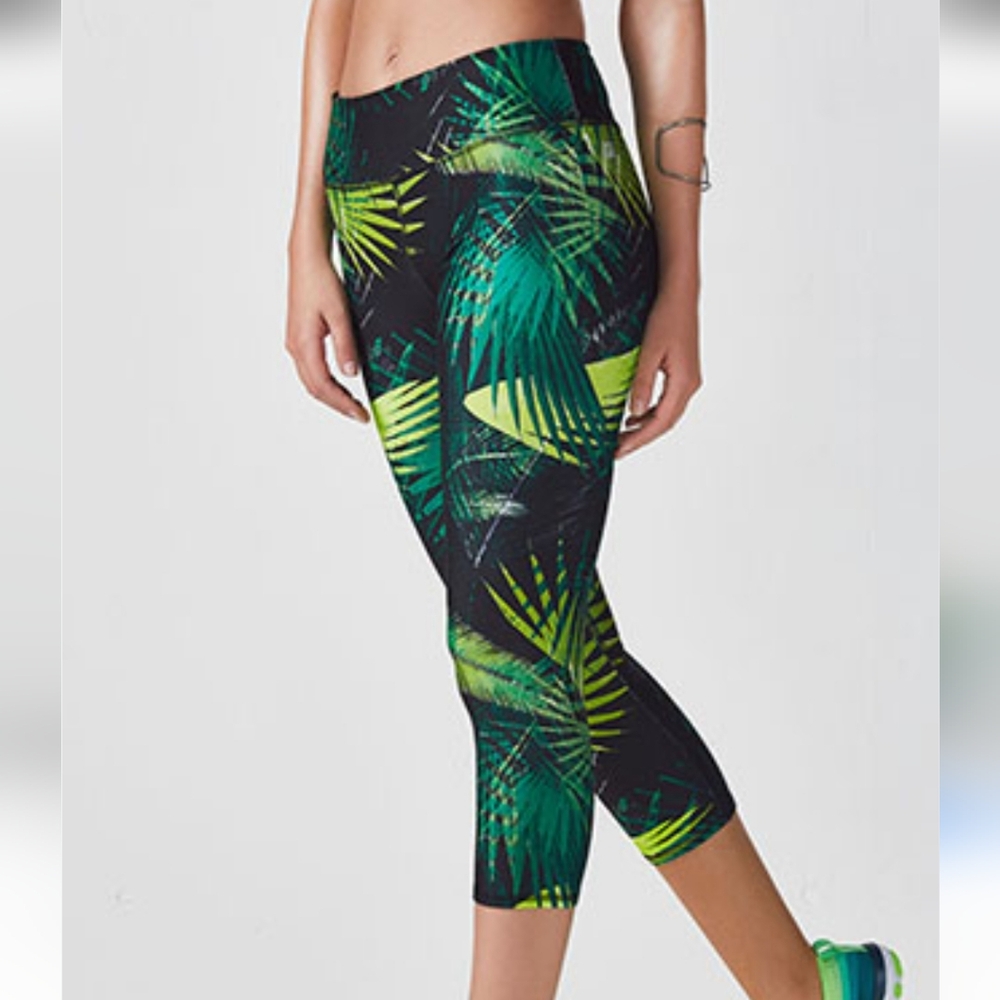 Fabletics Powerhold Mid-Rise Capri